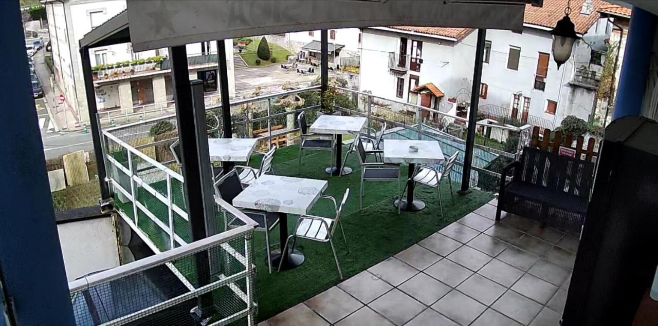 Hotel Txoko Maitea Pentsioa Urnieta Exterior foto